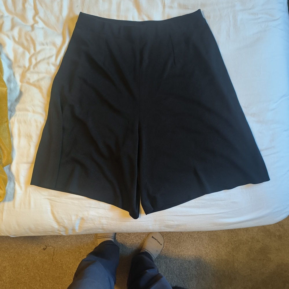 Misook Black Bermuda Shorts with A-Line Silhouette